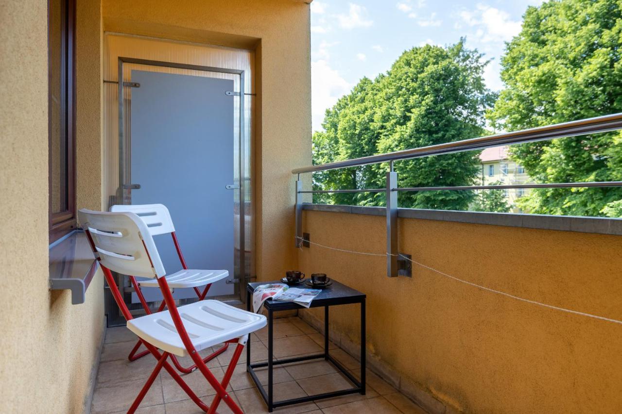 Apartamenty Wisniowy Sad By Noclegi Renters Kolobrzeg Exterior photo