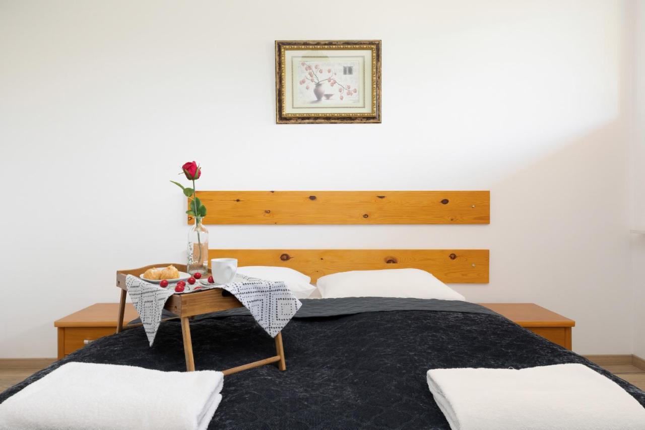 Apartamenty Wisniowy Sad By Noclegi Renters Kolobrzeg Exterior photo